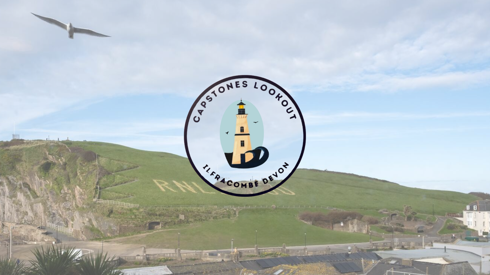 Capstone's Lookout - Coastal property with panoramic views in Ilfracombe